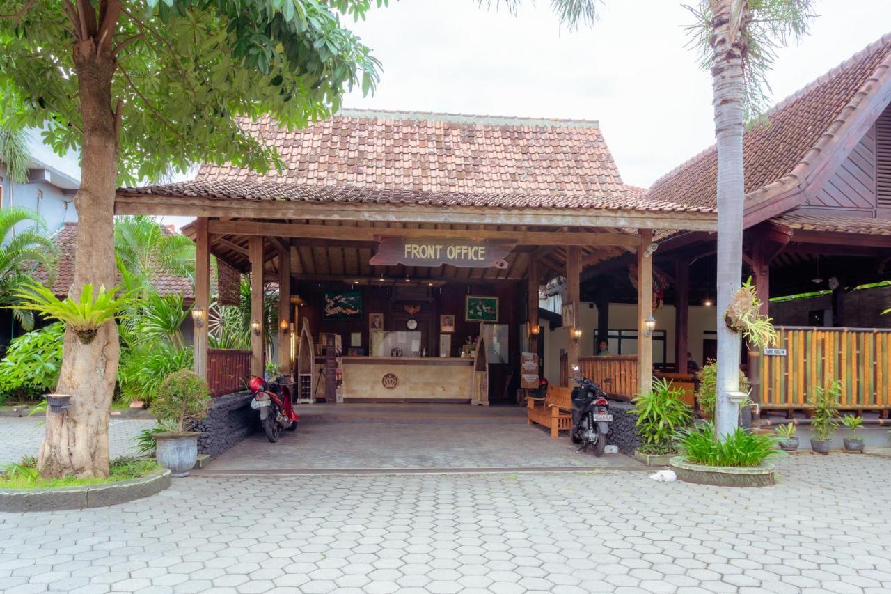 Hotel Mahkota Plengkung By Ecommerceloka Banyuwangi  Buitenkant foto